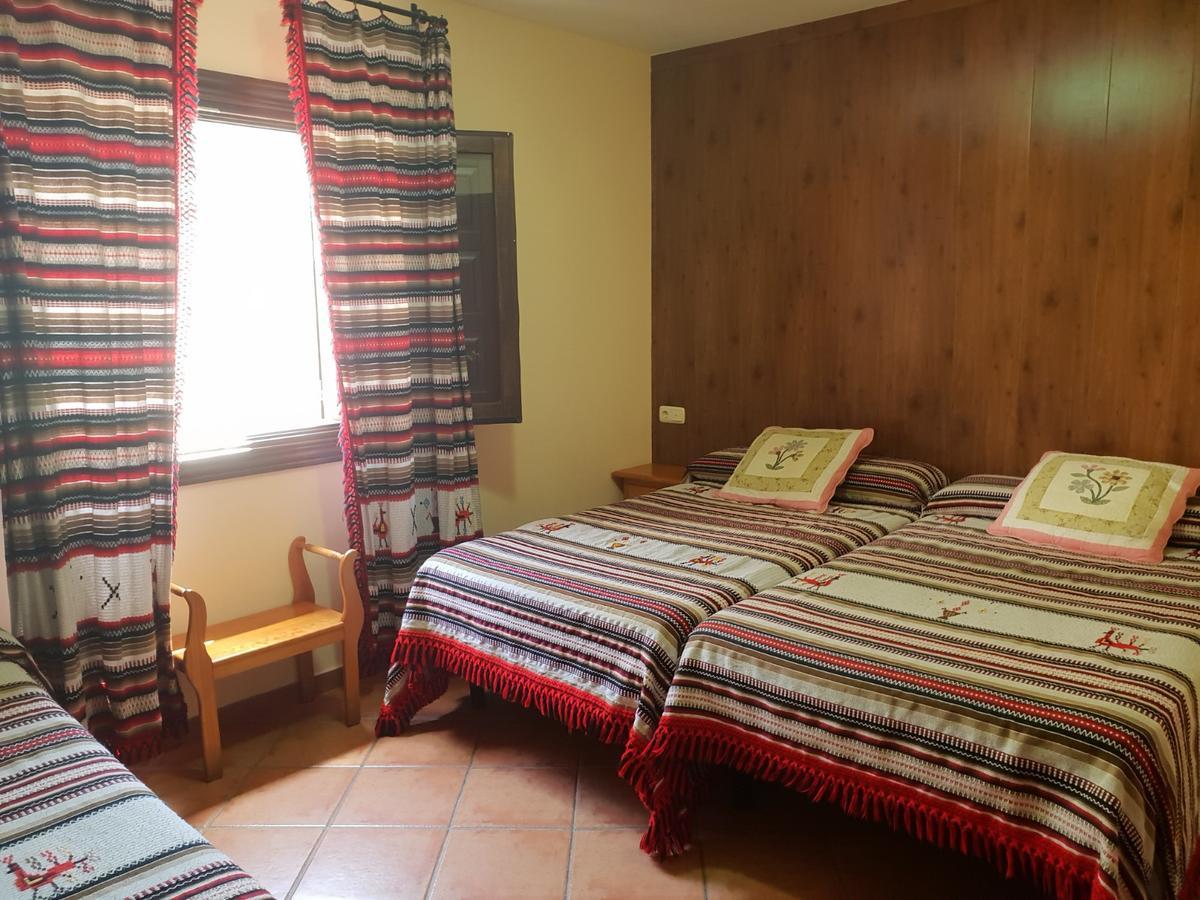 Hostal Pampaneira Bagian luar foto