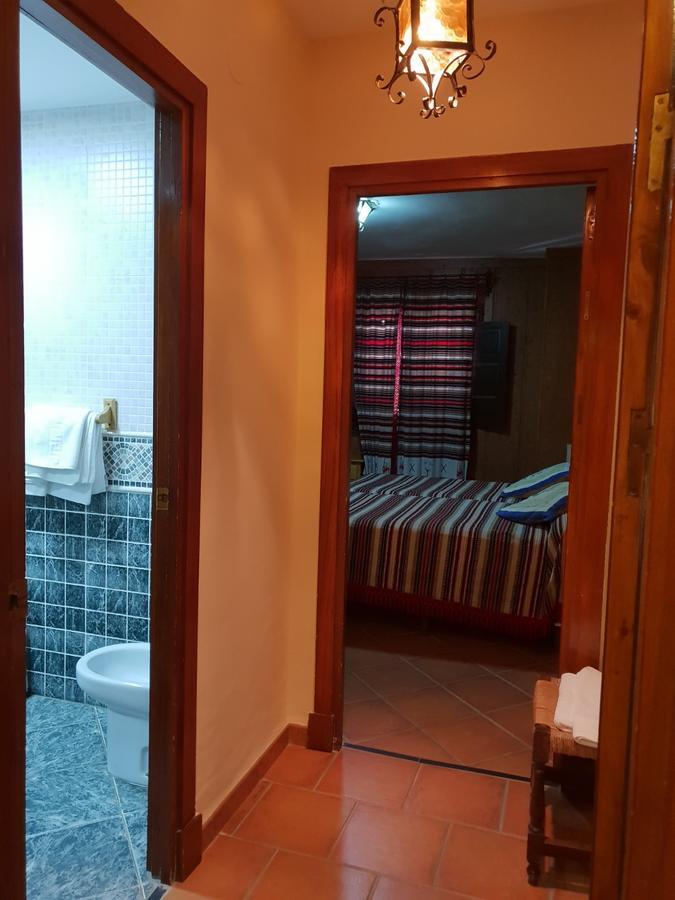 Hostal Pampaneira Bagian luar foto